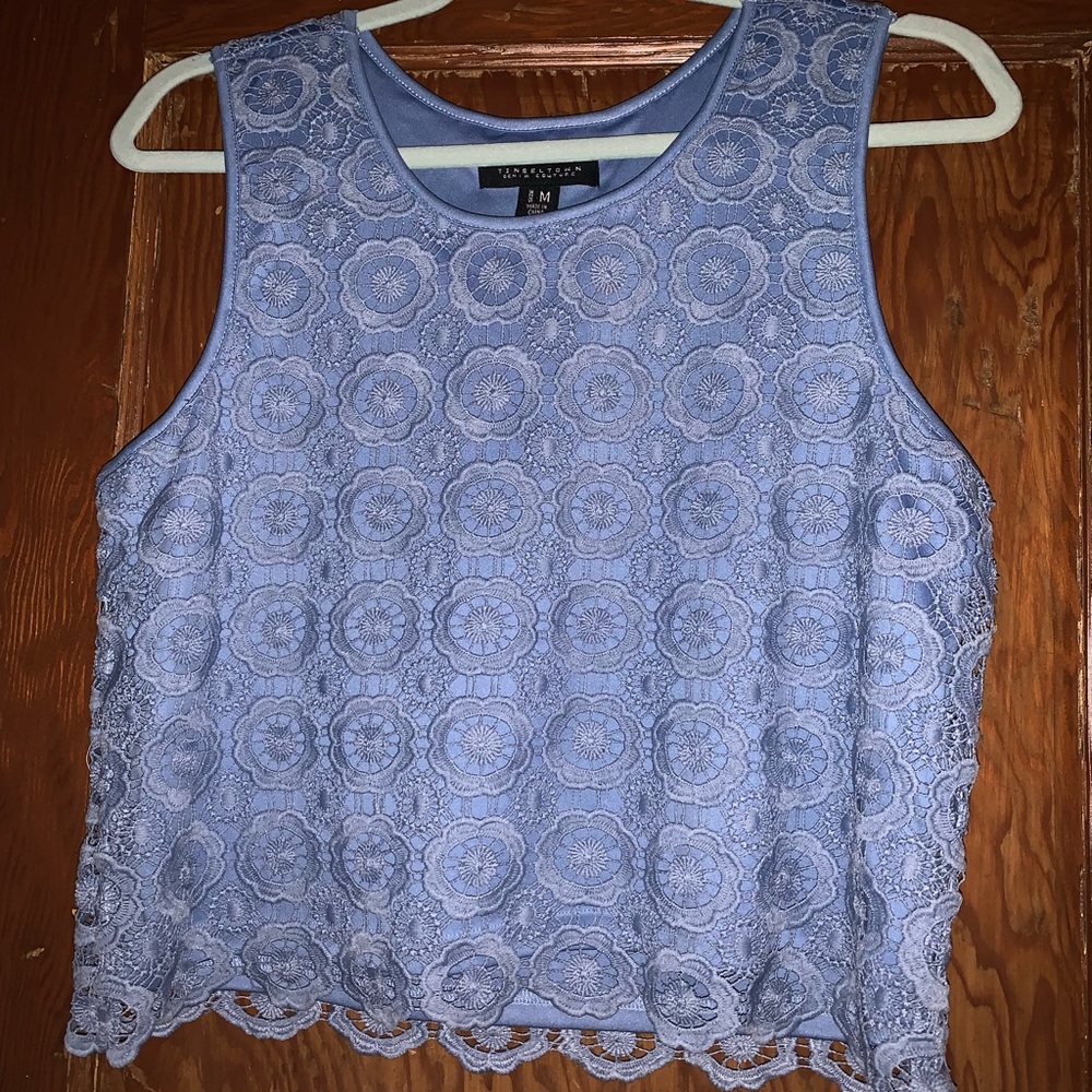 Blue tank top flower detailing